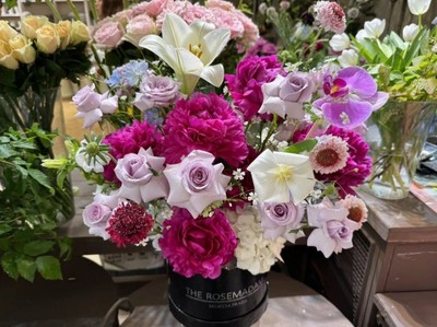 “520”催熱鮮花經(jīng)濟(jì) 撞色花卉引領(lǐng)消費(fèi)新風(fēng)尚